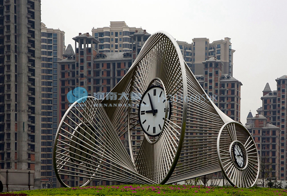 河南雕塑在做雕塑時(shí)要考慮哪些因素(圖1) 河南雕塑在做雕塑時(shí)要考慮哪些因素(圖1)