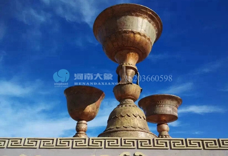 影響河南銅雕塑的價格有哪些呢?(圖1) 影響河南銅雕塑的價格有哪些呢?(圖1)